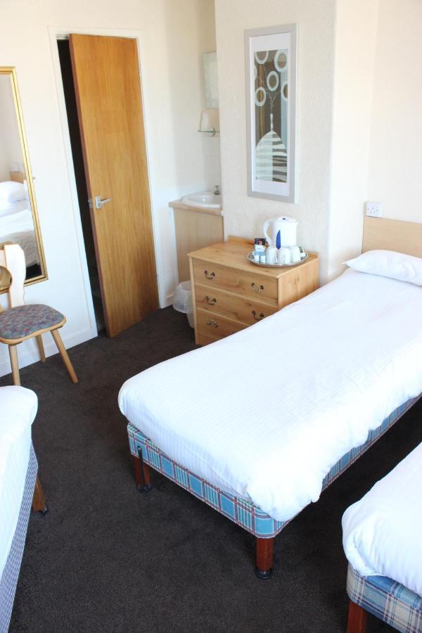 The Colwyn Hotel - Near Pleasure Beach Blackpool Pokoj fotografie
