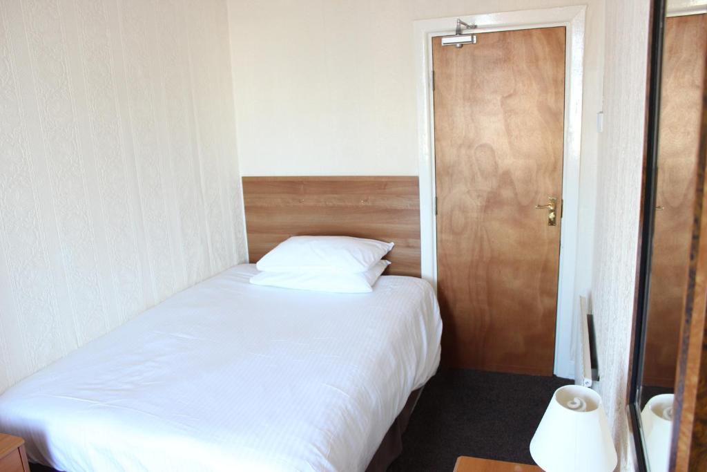 The Colwyn Hotel - Near Pleasure Beach Blackpool Pokoj fotografie