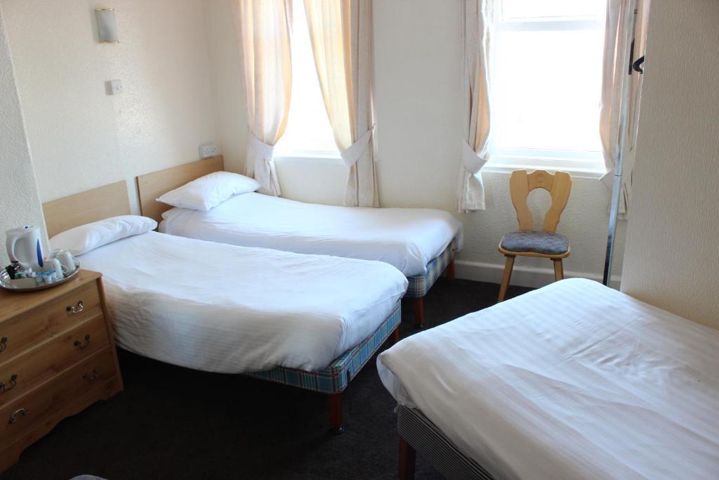 The Colwyn Hotel - Near Pleasure Beach Blackpool Pokoj fotografie
