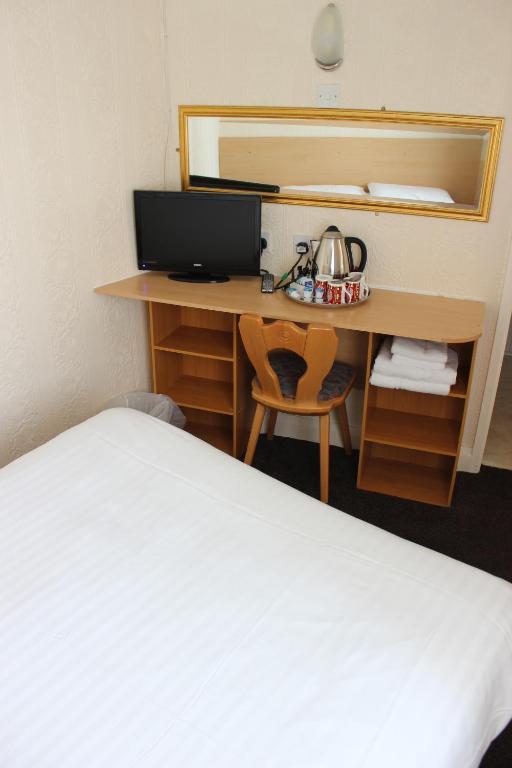 The Colwyn Hotel - Near Pleasure Beach Blackpool Pokoj fotografie