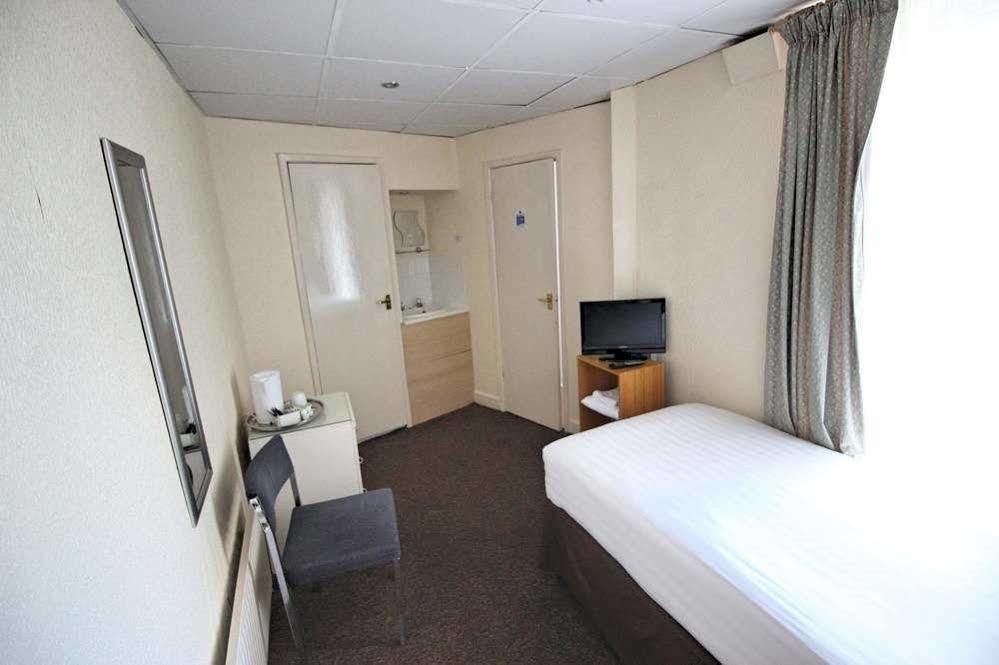 The Colwyn Hotel - Near Pleasure Beach Blackpool Exteriér fotografie