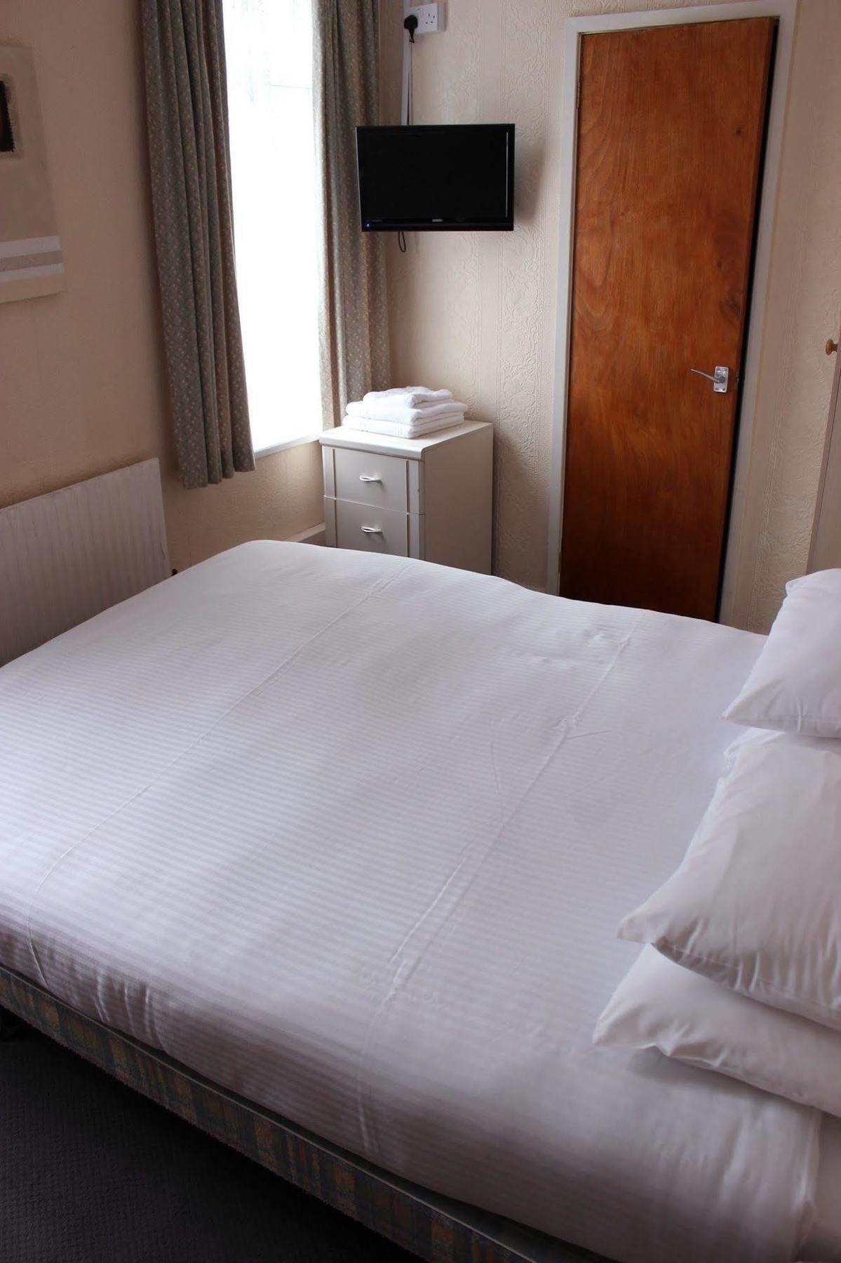 The Colwyn Hotel - Near Pleasure Beach Blackpool Exteriér fotografie