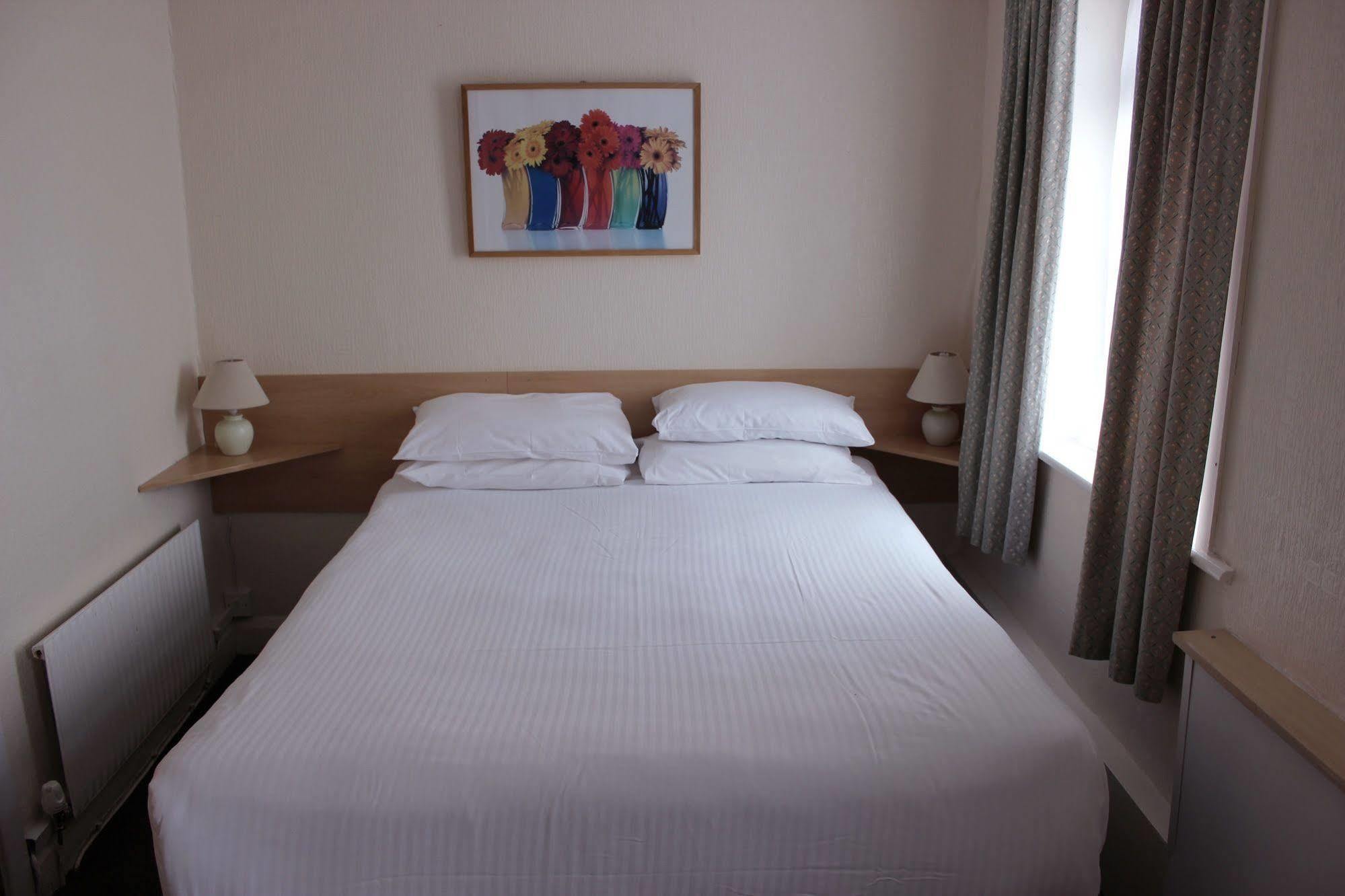 The Colwyn Hotel - Near Pleasure Beach Blackpool Exteriér fotografie