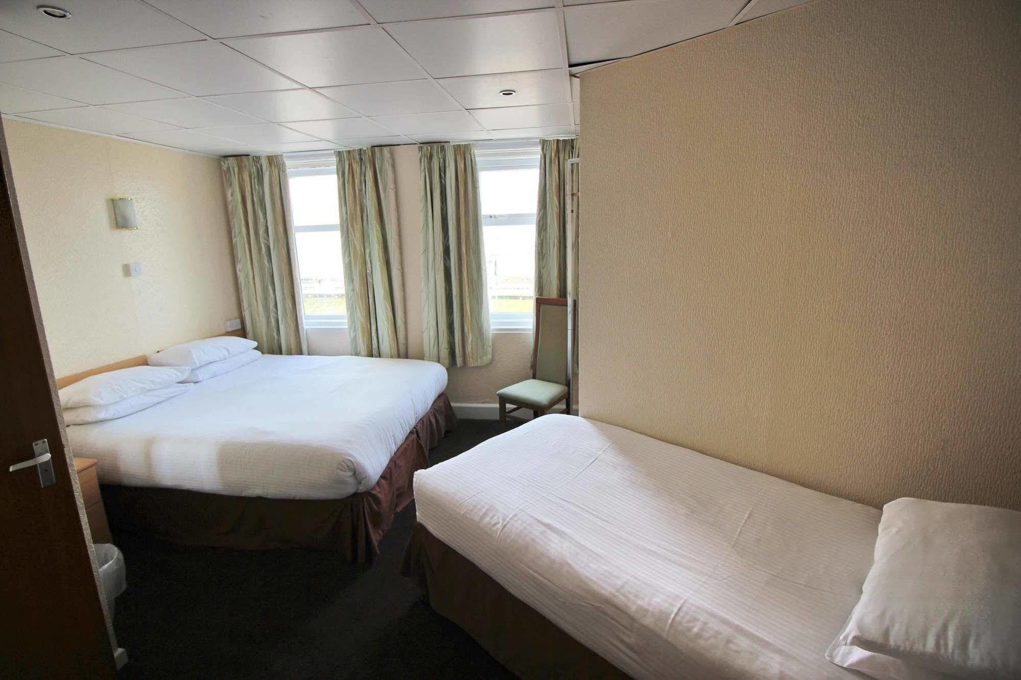 The Colwyn Hotel - Near Pleasure Beach Blackpool Exteriér fotografie