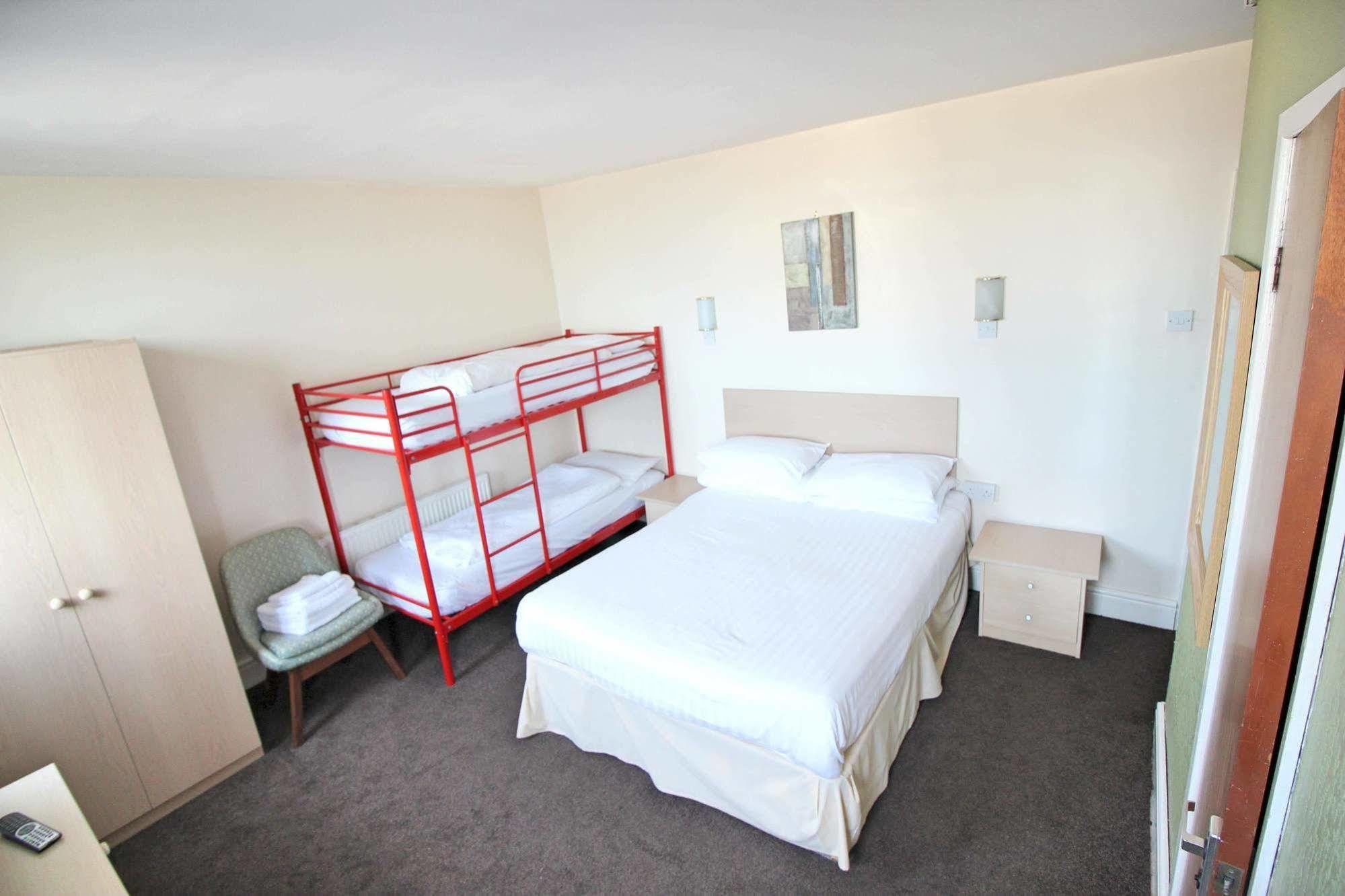 The Colwyn Hotel - Near Pleasure Beach Blackpool Exteriér fotografie