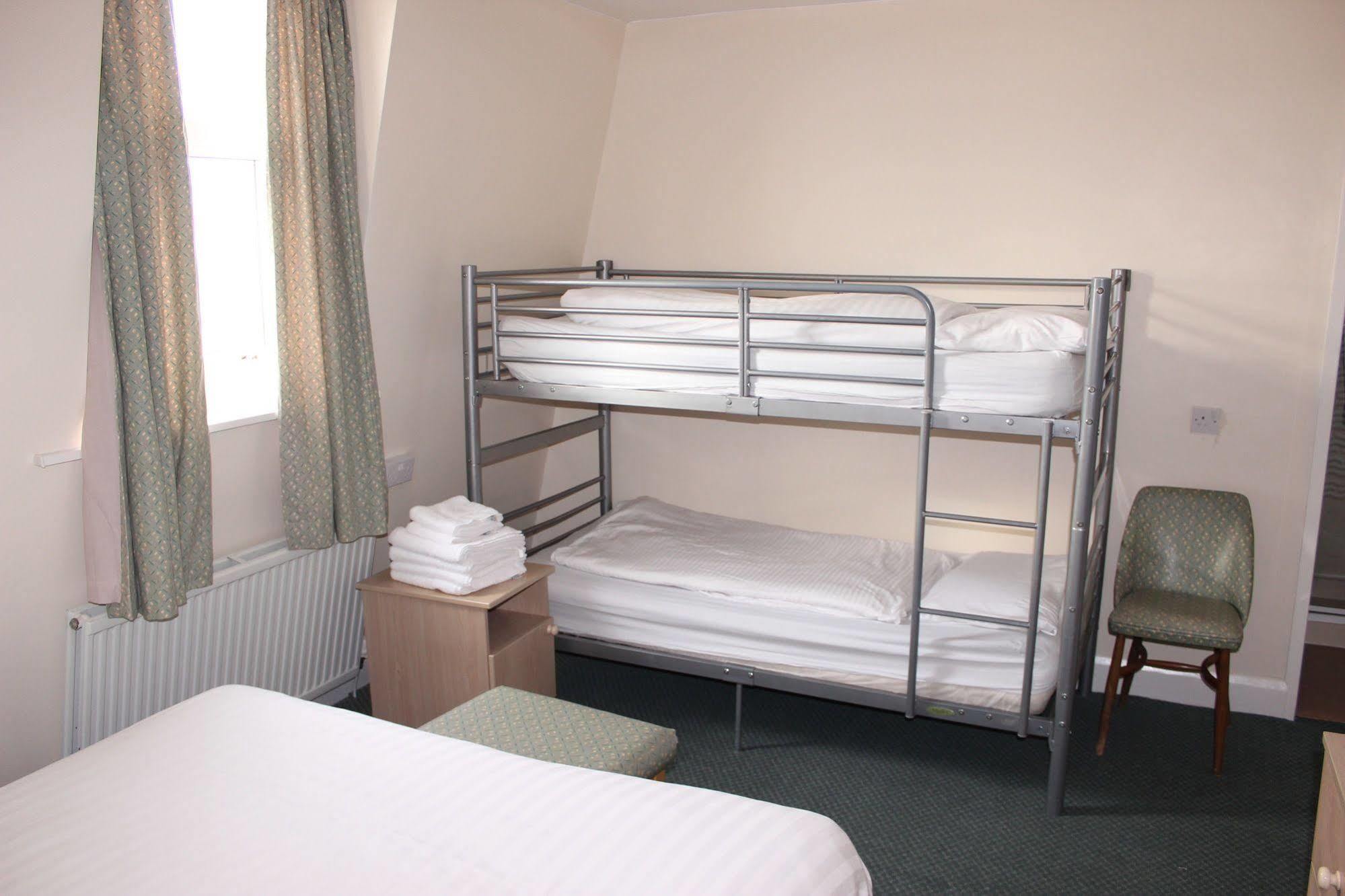 The Colwyn Hotel - Near Pleasure Beach Blackpool Exteriér fotografie