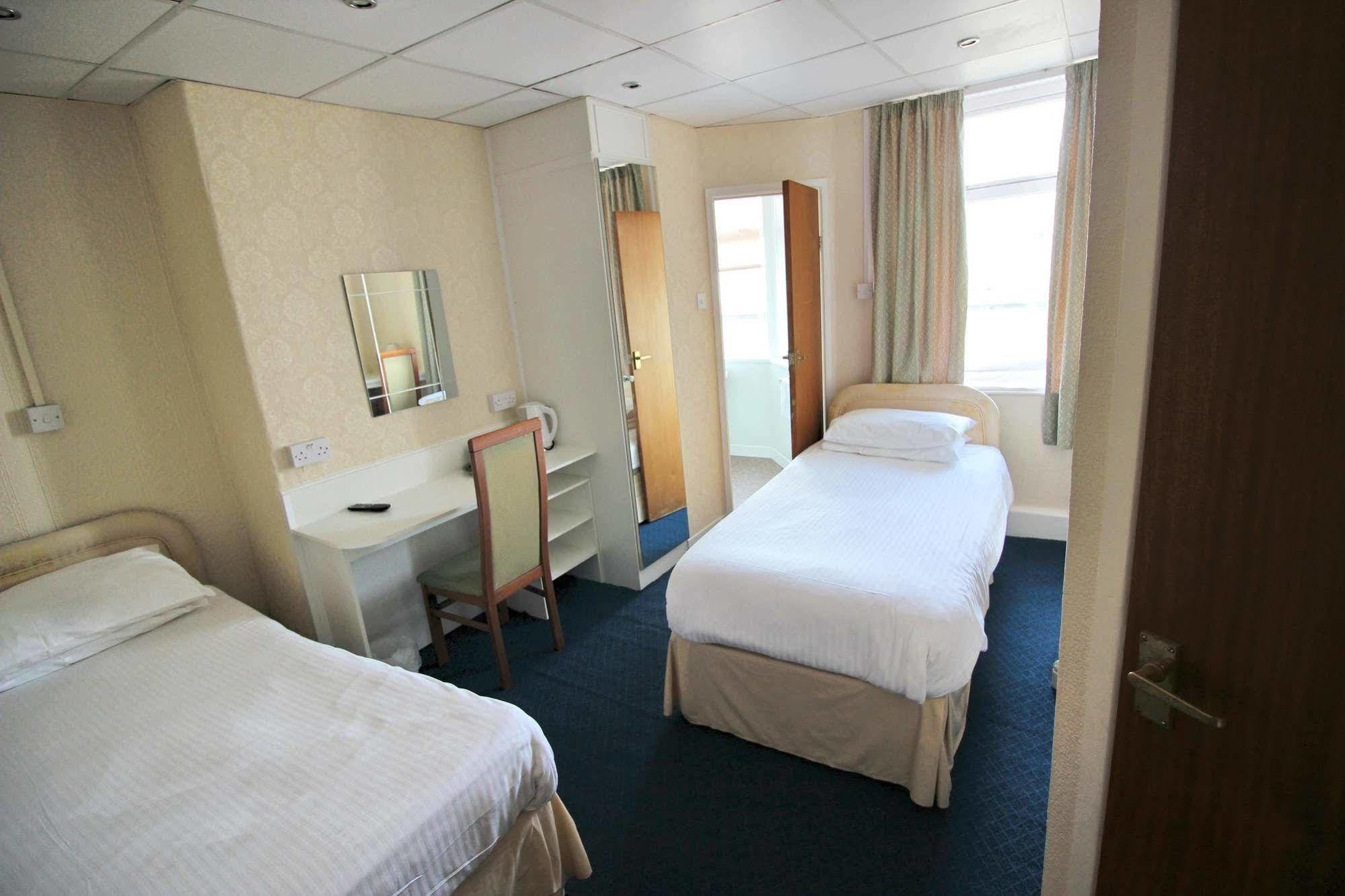 The Colwyn Hotel - Near Pleasure Beach Blackpool Exteriér fotografie