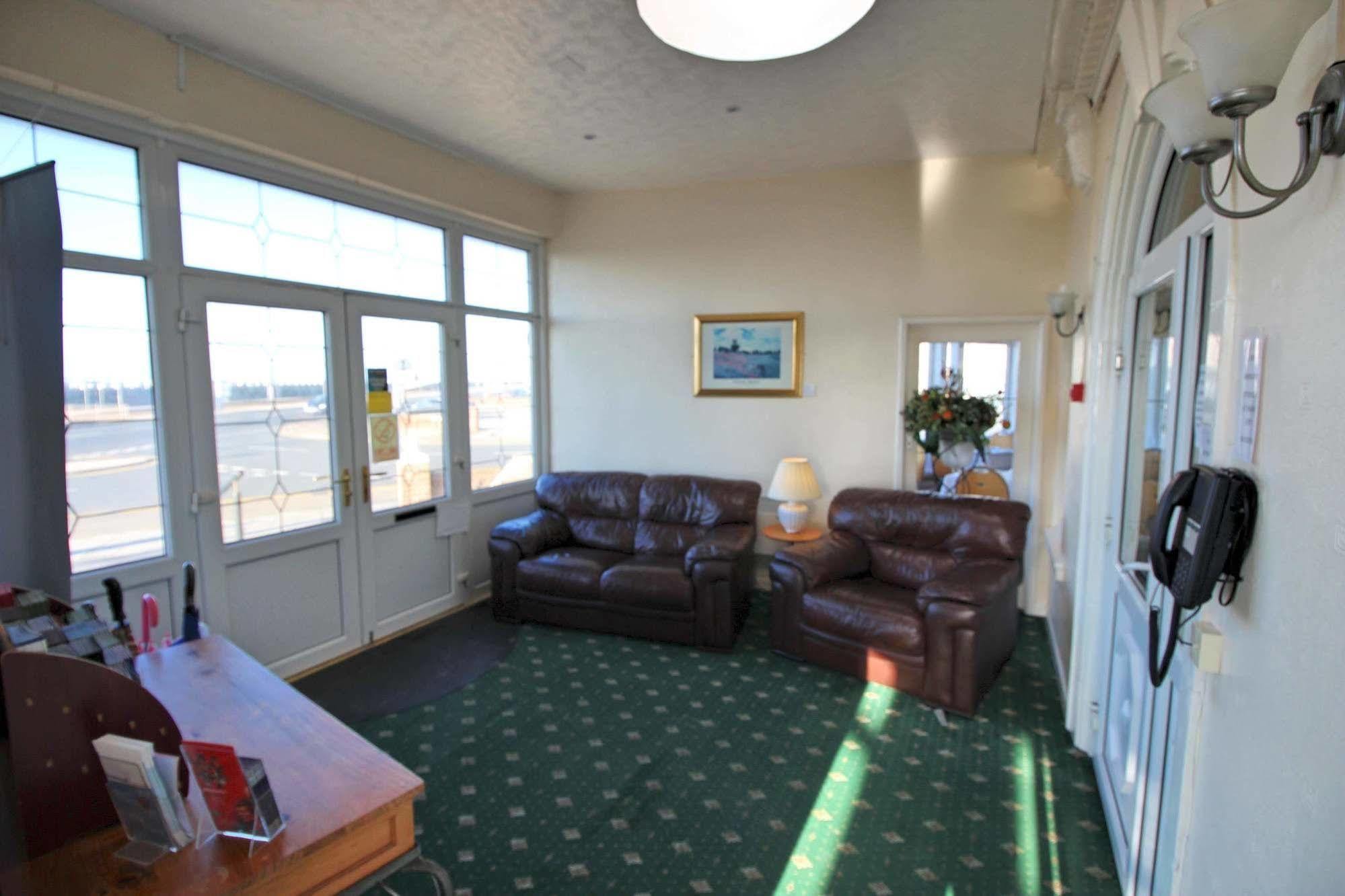 The Colwyn Hotel - Near Pleasure Beach Blackpool Exteriér fotografie
